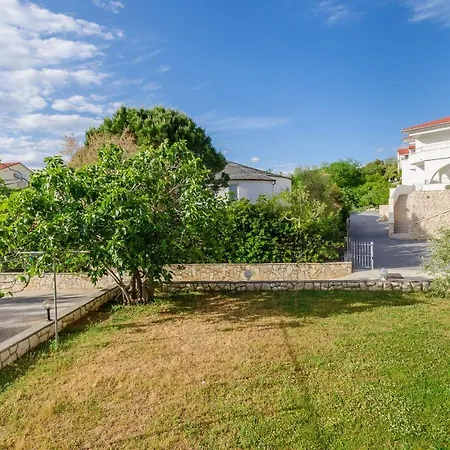 Apartments Alex Lopar Exterior photo