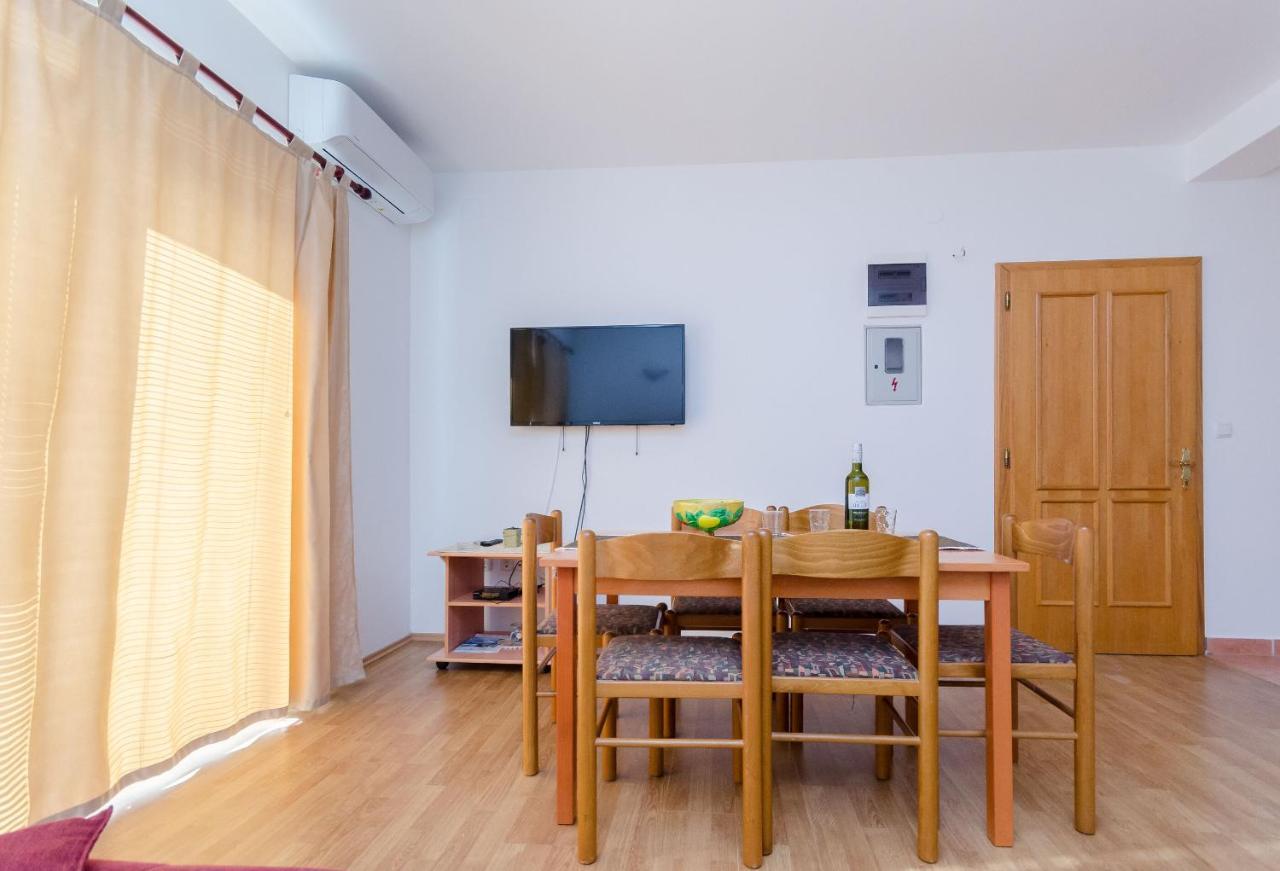 Alex Apartment